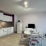 Spacieux Avec Balcon, Ideal Pour 2 Personnes - Fr-1-555-73 شقة إيكس ليه با