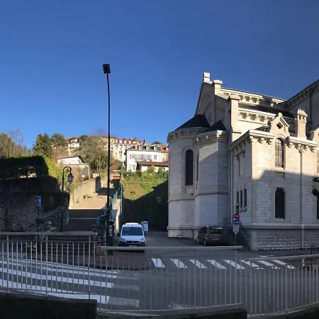 Apartment Spacieux Et Cocooning A Aix-les-bains, Proche Des Thermes Et Du - Fr-1-555-73 *
